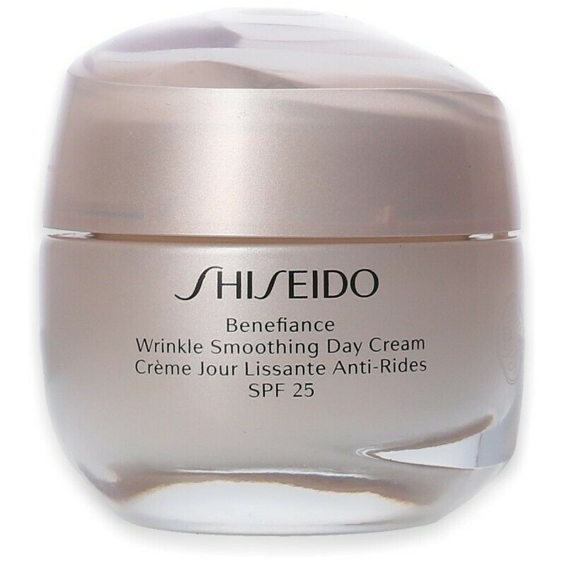 Shiseido Benefiance Wrinkle Smoothing Day Cream SPF 20 50ml